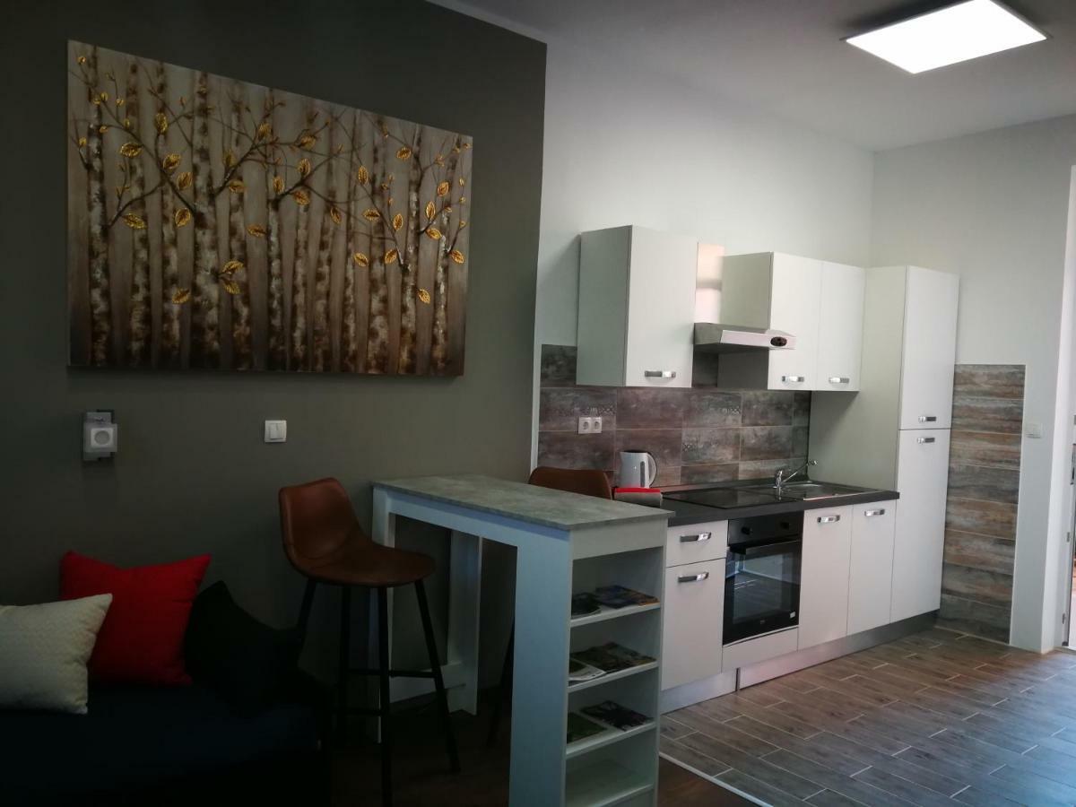 Griva Studio Apartman Ζαντάρ Εξωτερικό φωτογραφία